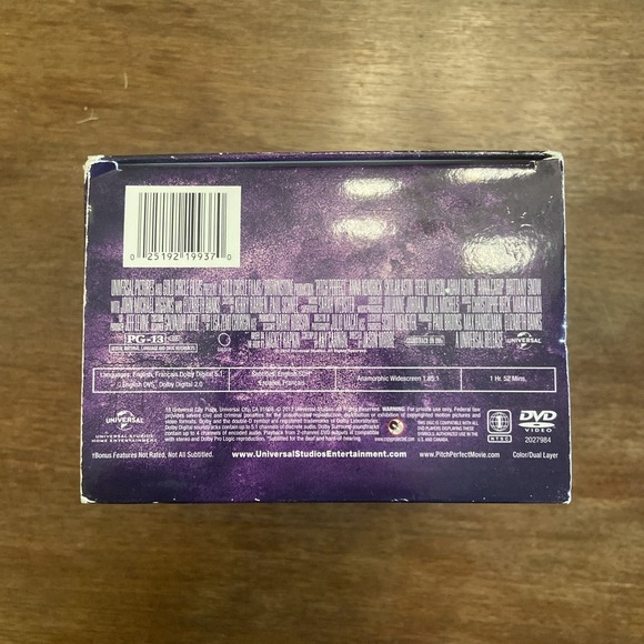 PITCH PERFECT - Aca-Awesome DVD Gift Box Set - Limited Edition - Picture 6 of 12